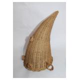 Decorative Collection: Straw Sheep, Wooden Items, and Wicker DÃ©cor