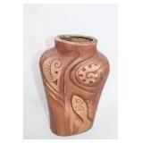 Handcrafted Terracotta Vase with Tribal Gecko Design