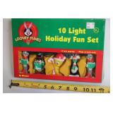 Looney Tunes 10 Light Holiday Fun Set with 5 Unique Characters