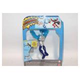 BATMAN Deluxe Ice Strike Mr. Freeze Action Figure