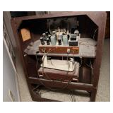 Vintage Coronada Radio Console and Phonograph – 1930s-1940s