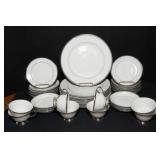 Wedding Bells by Deville Fine China – Platinum Trim & Thin Interior Line, Service for 8