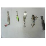 vintage fishing lures (10)