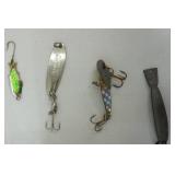 vintage fishing lures (10)