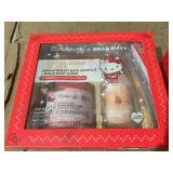 LOT OF 2 The Creme Shop Hello Kitty Peppermint Cocoa Spa Set-12.36 oz Bath Crystals+14.1 oz Sugar Body Scrub