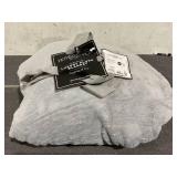 Hotel Style Luxury Plush Blanket 90 x 94