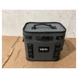 YETI Hopper Flip 8 Cooler