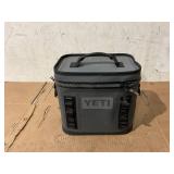 YETI Hopper Flip 8 Cooler