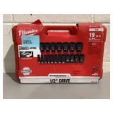19PCS Milwaukee 49-66-7012 SHOCKWAVE Impact Duty 1/2" Socket Set