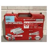 50PCS Milwaukee 1/4" Drive SAE/Metric Ratchet and Socket Mechanics Tool Set