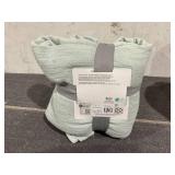 LOT OF 2 Comforter & Comforter Set