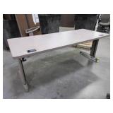 FALCON FOLDING TABLES