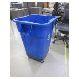 RUBBERMAID 40 GALLON RECYCLE BIN ON A DOLLY