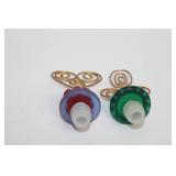 Pair of Decorative Wine Bottle Stoppers with Wire Art