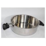 Set of 2 Stainless Steel Pots with Lids