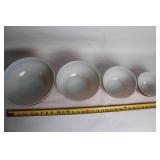 Set of 4 Vintage Pyrex Autumn Harvest Mixing Bowls