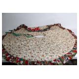 Vintage Christmas Tree Skirt with Patchwork Design