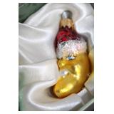 Set of 6 Vintage Glass Christmas Ornaments in Decorative Box