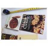Collection of 18 Vintage and Modern Cookbooks