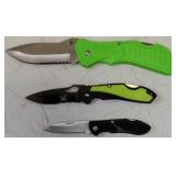 More Pocket Knives (1) Buck Shot Cutlery - Mustang Trapper / 18 - 285GR (1) Tac Xtreme - Tac - Lockback / TX - 089GRN (1) Tac Xtreme / TX -181B **NEW (See Photos to View Knives & Details)