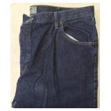 Wrangler Authentics - Size 42 x 28