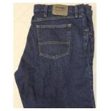 Wrangler Authentics - Size 42 x 28