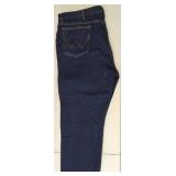 Wrangler Rugged Wear Jeans - Size 42 x 30 (View Photos)