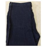 Wrangler Rugged Wear Jeans - Size 42 x 30 (View Photos)