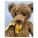 Set of 2 Collectible Teddy Bears: Judith Glover and Little Honey Bears