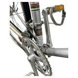 SCHWINN: VTG 26" SUPER LE TOUR 12.2 ROAD BICYCLE