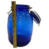 VINTAGE 4 QUARTS CRACKER BARREL STYLE COBALT BLUE GLASS CANISTER JAR COOKIE, FLOUR, SUGAR