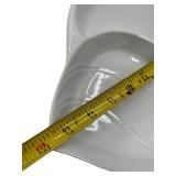 VINTAGE 16" SEASHELL SHAPED SERVING DISH