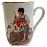 NORMAL ROCKWELL 1982 GOLD RIM PORCELAIN MUGS, LOT OF 8 MUGS