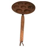 VINTAGE LARGE 11" COPPER EGG POACHER, DANISH CAKE BAKER