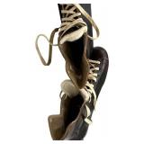 RIEDELL: ICE SKATES SIZE 10-11.5