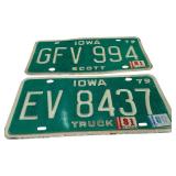 VTG IOWA LICENSE PLATES, SET OF 2