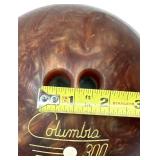 VINTAGE COLUMBIA 300 BOWLING BALL (9T33804)