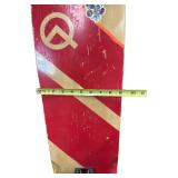 QUEST SKATEBOARD, RED/BLK 44IN