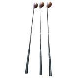 TAYLOR MADE BAG WITH PRIMA GOLF CLUB SET WITH ATTACHMENTS