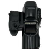 OLYMPUS CAMERA // BROKEN PARTS, NEEDS TLC