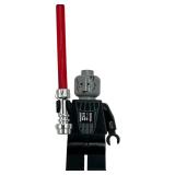 STAR WARS: LEGO DARTH VADER MINIFIG