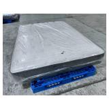 Beautyrest Silver BRS900 Medium Firm Queen Mattress - MSRP $1356.00 - No Reserve!