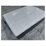 Beautyrest Silver BRS900 Medium Firm Queen Mattress - MSRP $1356.00 - No Reserve!