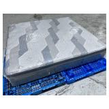 Serta iComfort Hybrid "Blue Fusion 300" Plush Pillow Top King Mattress - MRSP$ 1,899.00- No Reserve!