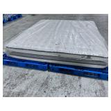 Serta iSeries "Vantage Series" Plush 12" King Mattress - MSRP $1099.99 - No Reserve!