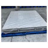 Serta iSeries "Vantage Series" Plush 12" King Mattress - MSRP $1099.99 - No Reserve!