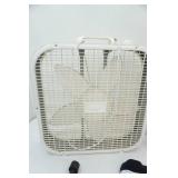 Electric Heating Pad & Box Fan Lot