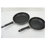 2 pans