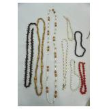 Jewelry Lot: mostly beaded jewelry