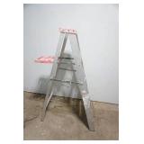 Step Ladder 46"